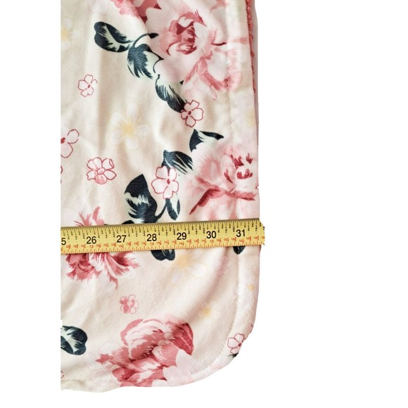 Blankets & Beyond Baby Plush/Sherpa Blanket Rosey Pink Floral Cottage Soft HTF - Picture 8 of 9